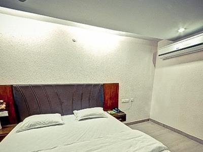 Diamond Springs Hotell Visakhapatnam Eksteriør bilde